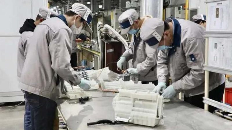 桌面机械手臂：品牌差异解析